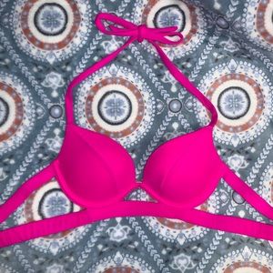 Victoria’s Secret bombshell bathing suit top